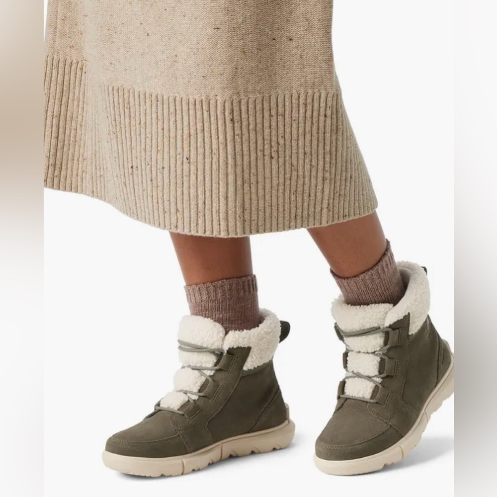 SOREL Women's Explorer Next Carnival Waterproof Boots Sz 10 (StoneGreen)